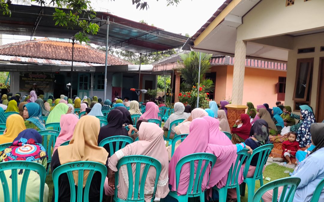 Peringatan Isra Mi’raj dan Rutinan Muslimat NU Anak Ranting Ciporos