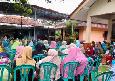 Peringatan Isra Mi’raj dan Rutinan Muslimat NU Anak Ranting Ciporos