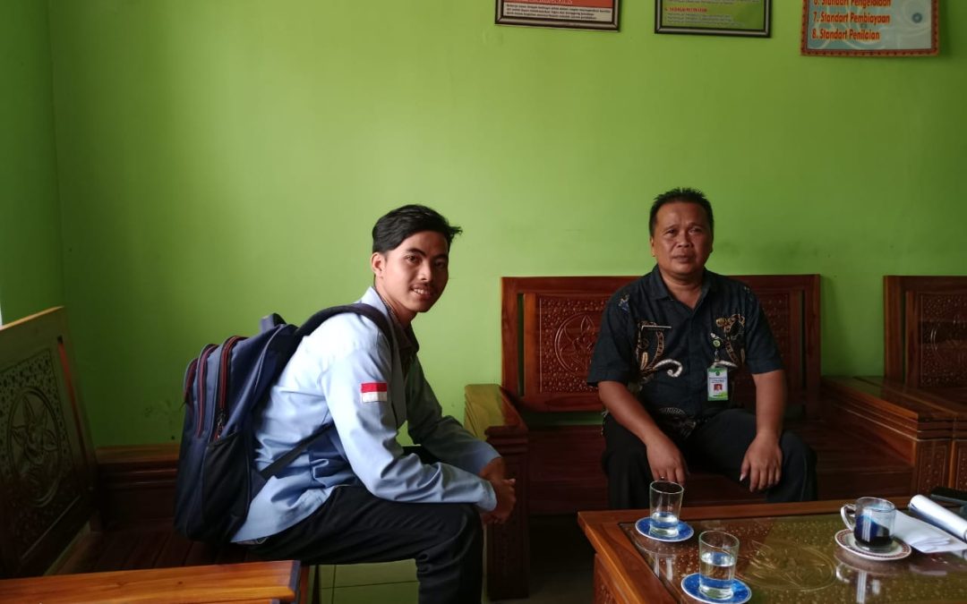Kunjungan ke MTS Nurul Huda Karangpucung untuk Perencanaan Kegiatan Pelatihan Office oleh Mahasiswa KKN STMIK Komputama Majenang