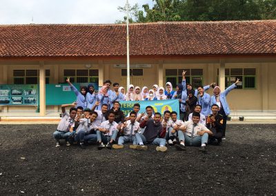 Literasi Digital “Cerdas dan Bijak dalam Bermedia Sosial” di SMK Praja Utama Karangpucung Oleh Mahasiswa KKN STMIK Komputama Majenang