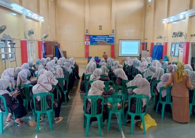 Sosialisasi Penyakit Menular TBC di Desa Ciporos: Upaya Cegah Dini untuk Masyarakat Sehat